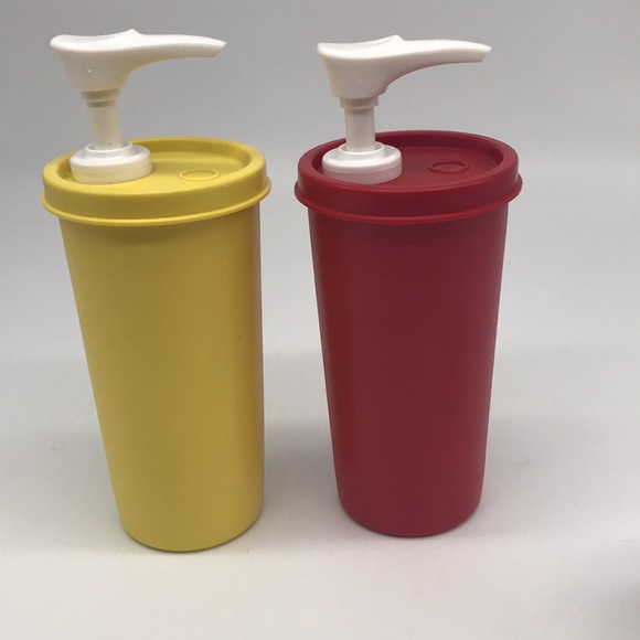 Tupperware Ketchup Mustard Dispensers Vintage USA made Yellow Red - Picture 3 of 14